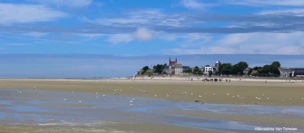 la Traversée de la Baie de Somme, vue du Crotoy depuis la Baie. Les beaux jours en Baie de Somme chambres et tables d'hôtes